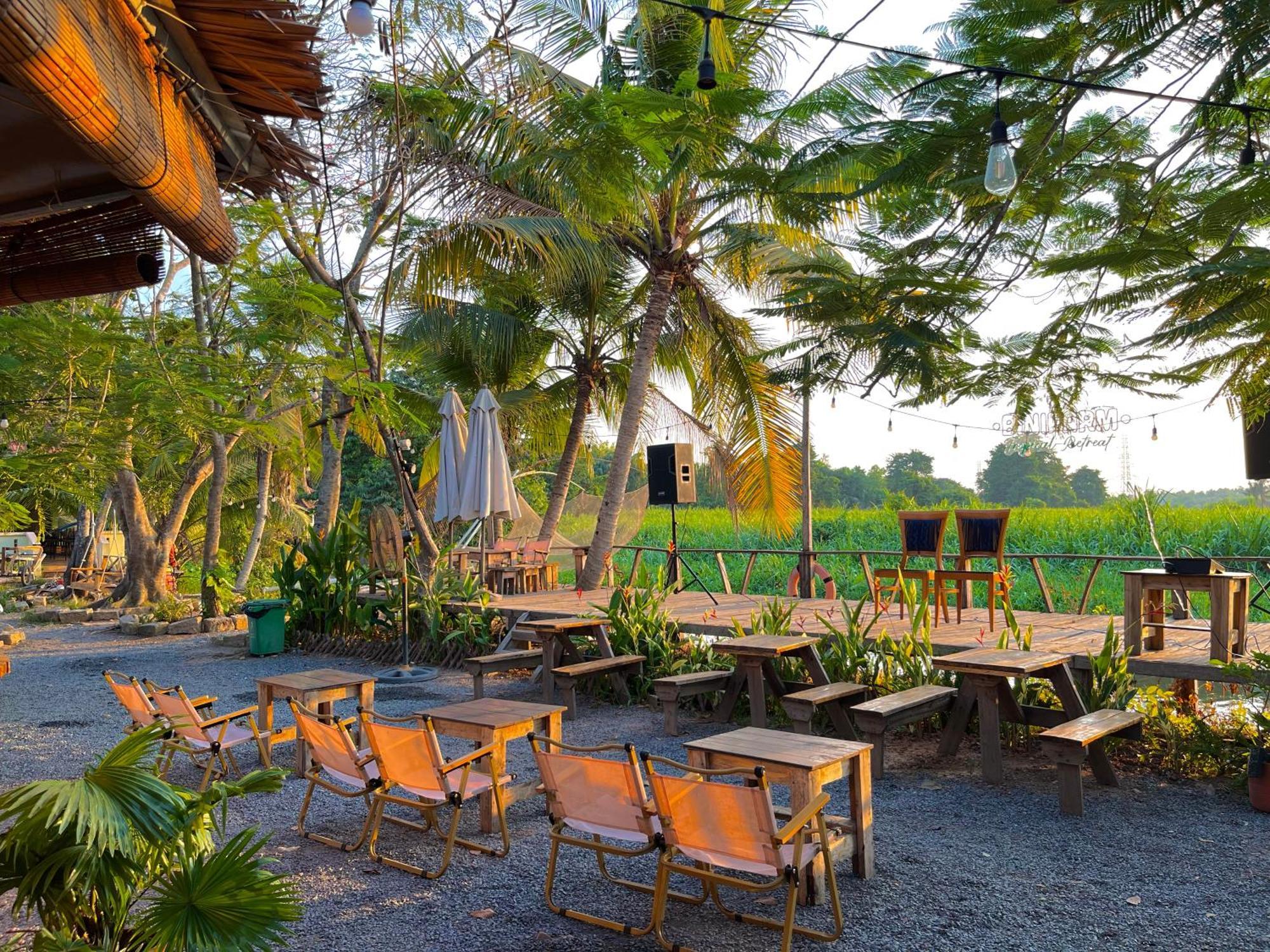 Tente de luxe Binifarm Tropical Retreat *