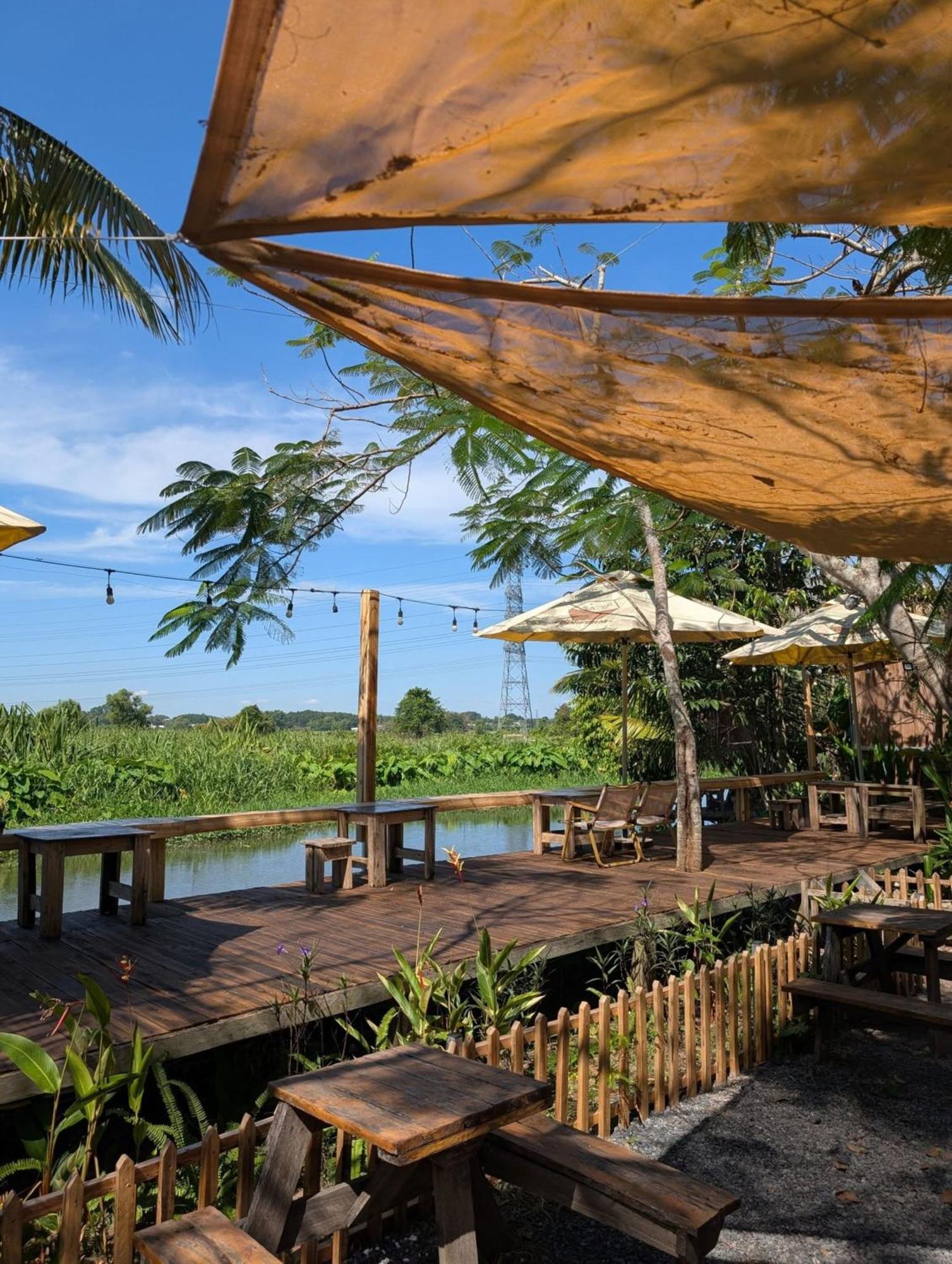 Binifarm Tropical Retreat